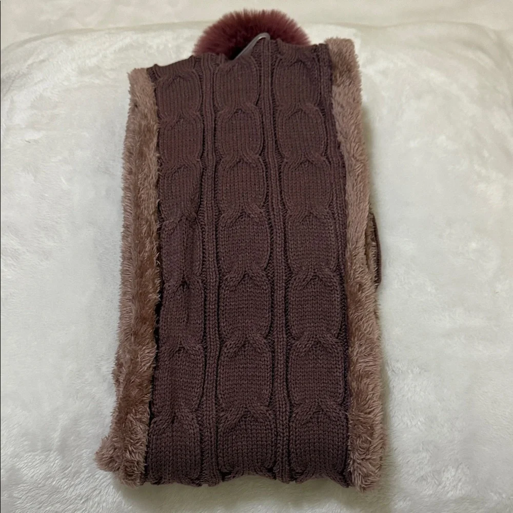 NWOT UGG Knit Infinity Beanie and Scarf Set - the color is Mauve - Picture 6 of 6